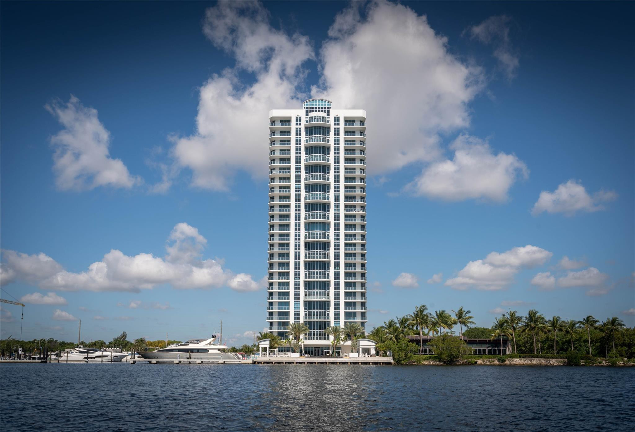 17301 Biscayne #506, North Miami Beach FL 33160