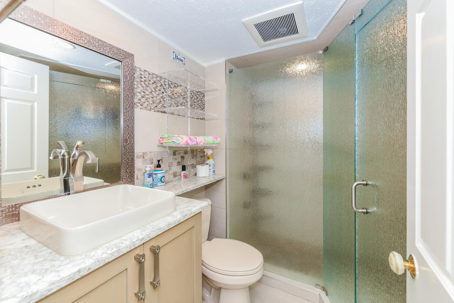 176 Helios #308, Jupiter FL 33477