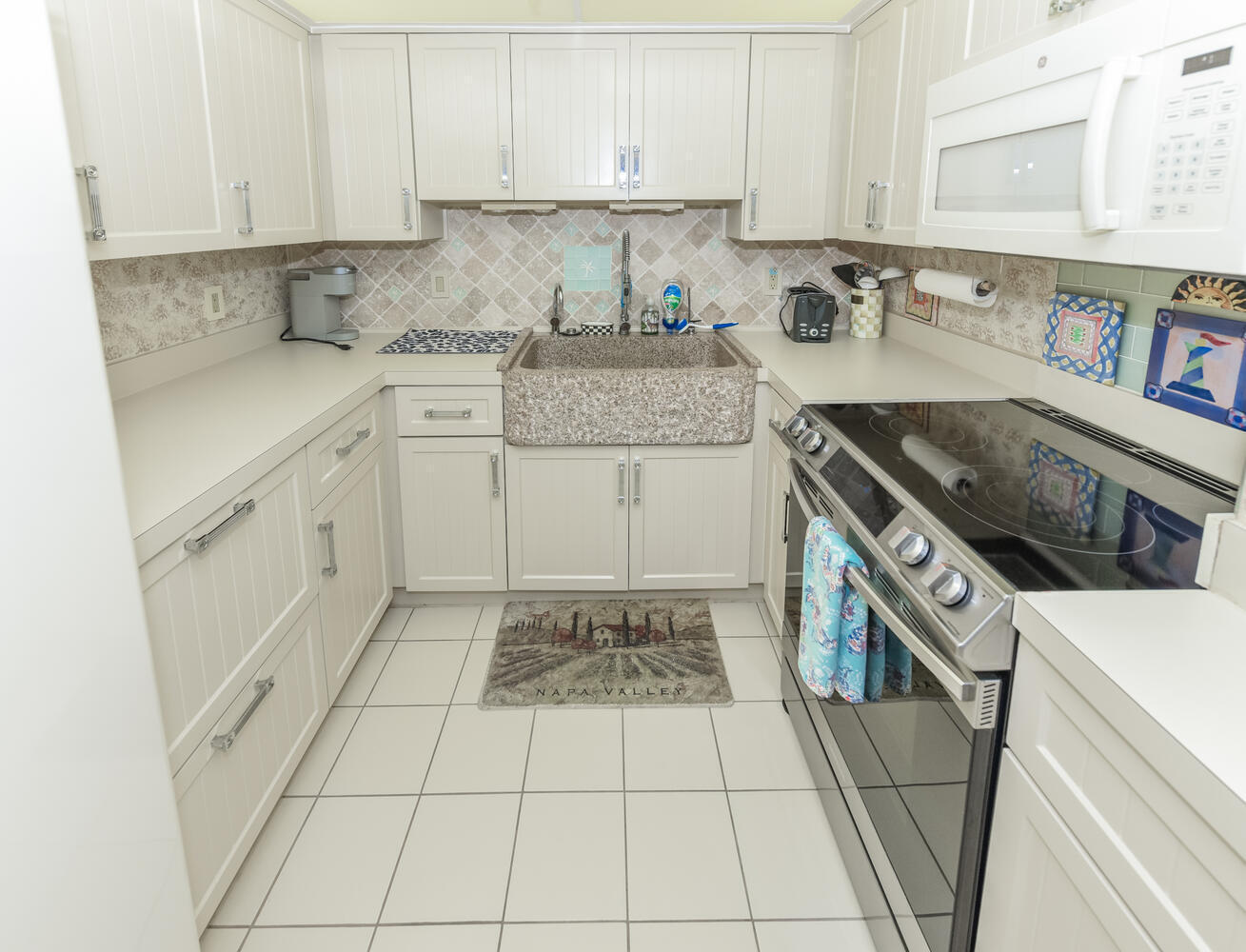 176 Helios #308, Jupiter FL 33477