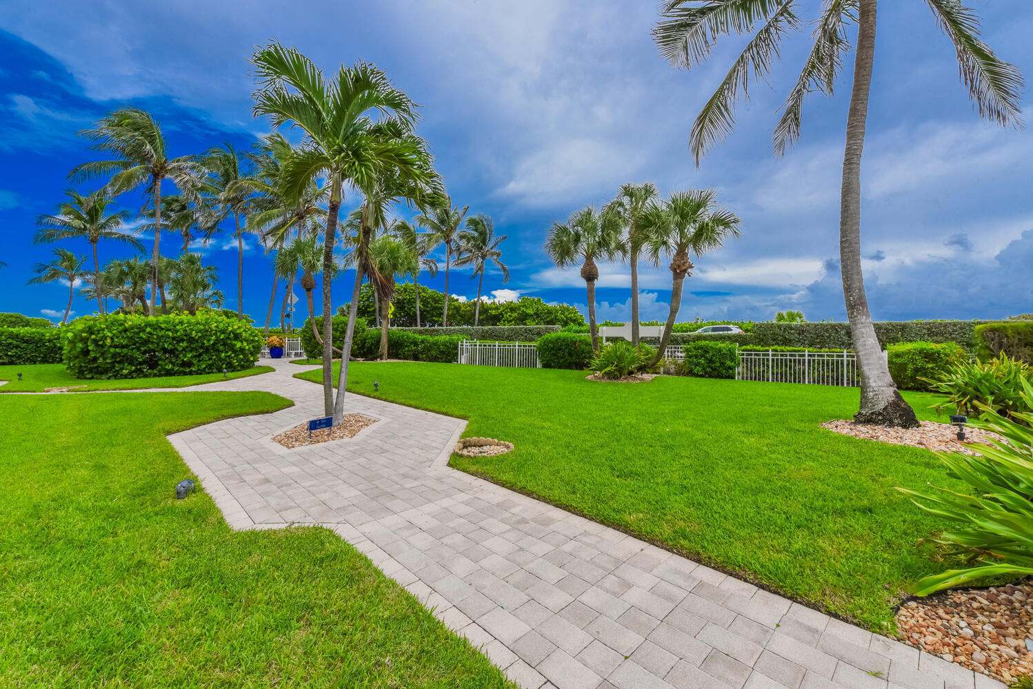 176 Helios #308, Jupiter FL 33477