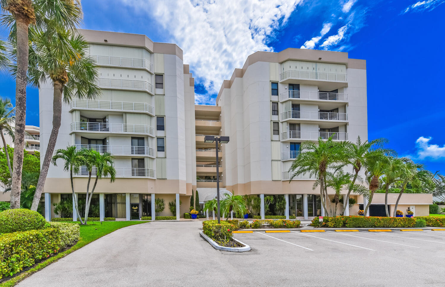 176 Helios #308, Jupiter FL 33477