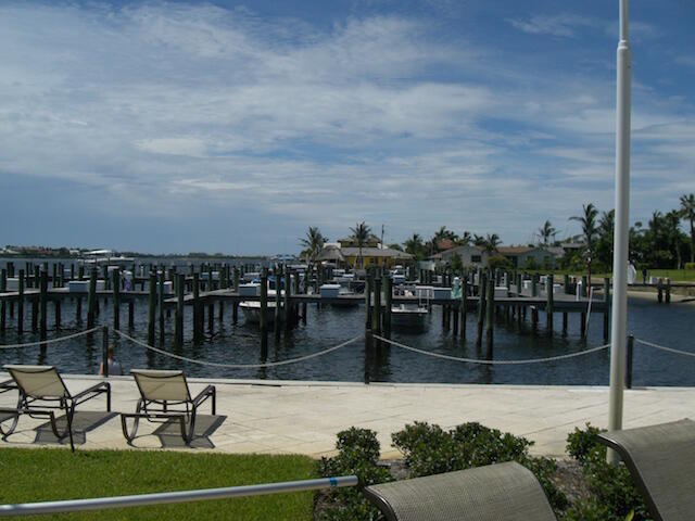160 YACHT CLUB #211, Hypoluxo FL 33462