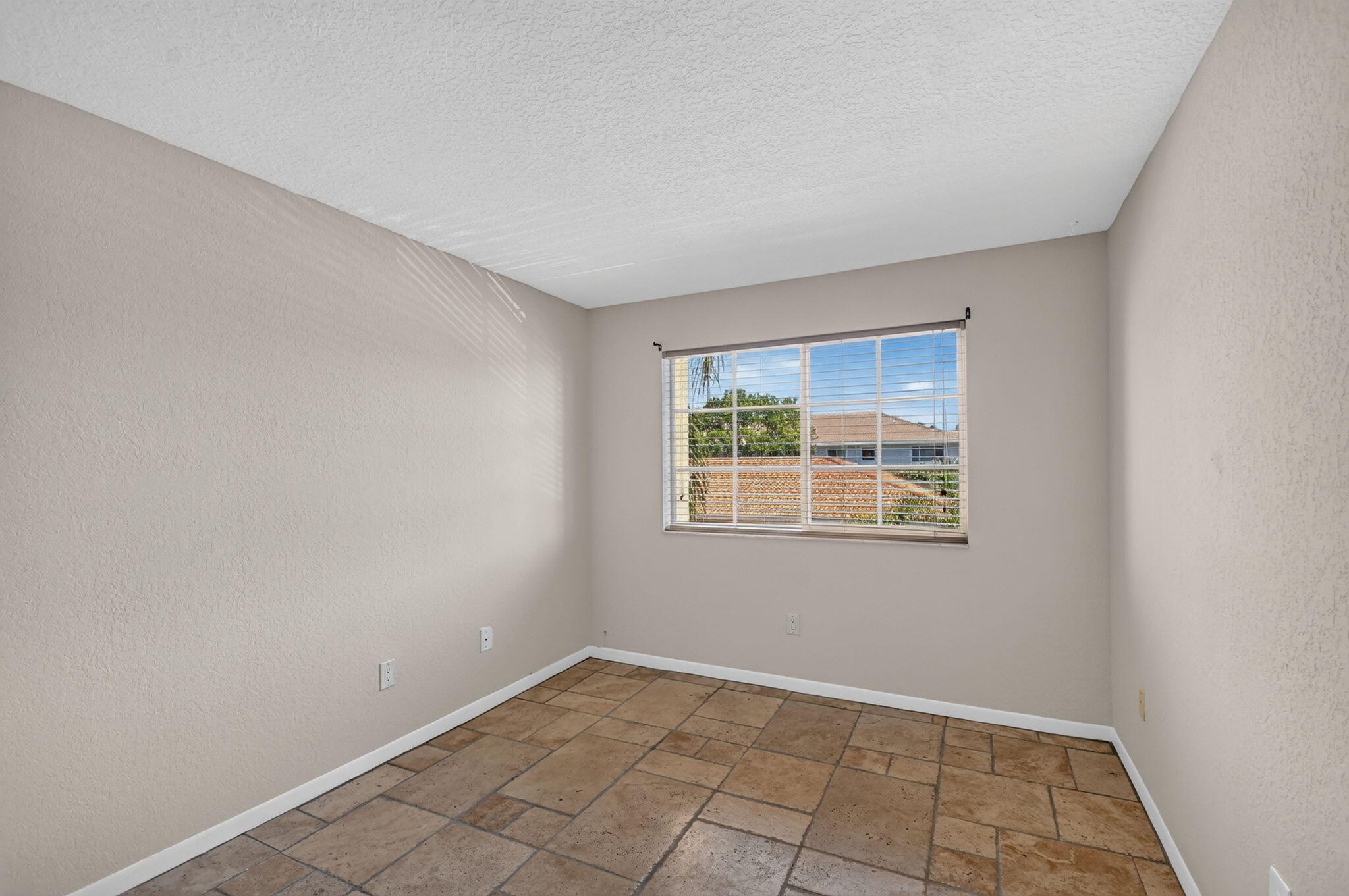 160 YACHT CLUB #211, Hypoluxo FL 33462