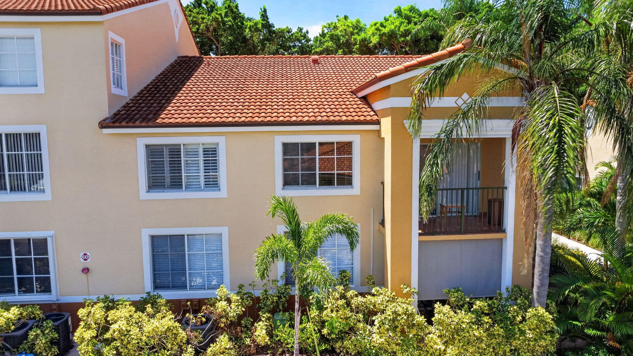 160 YACHT CLUB #211, Hypoluxo FL 33462