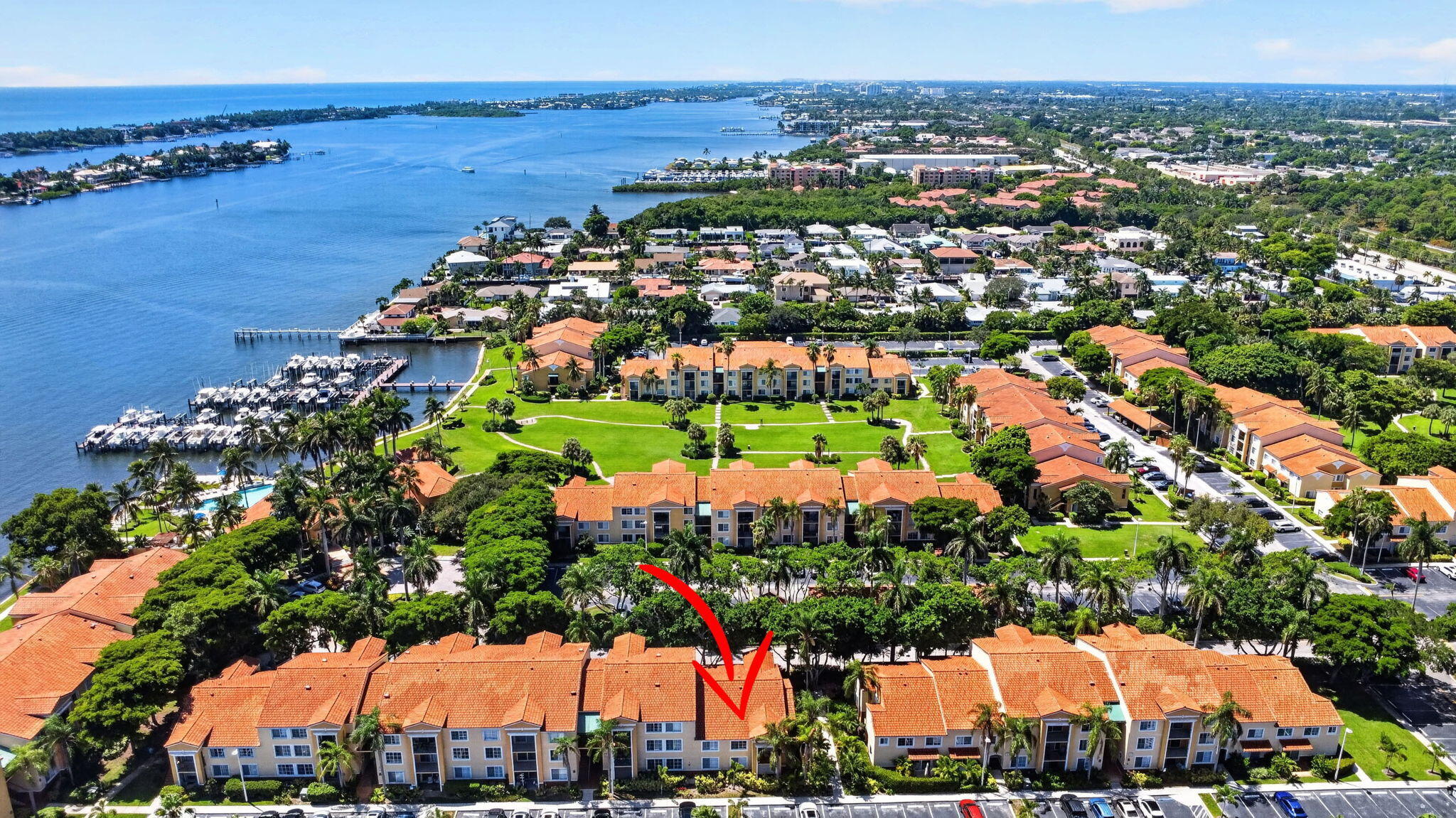160 YACHT CLUB #211, Hypoluxo FL 33462