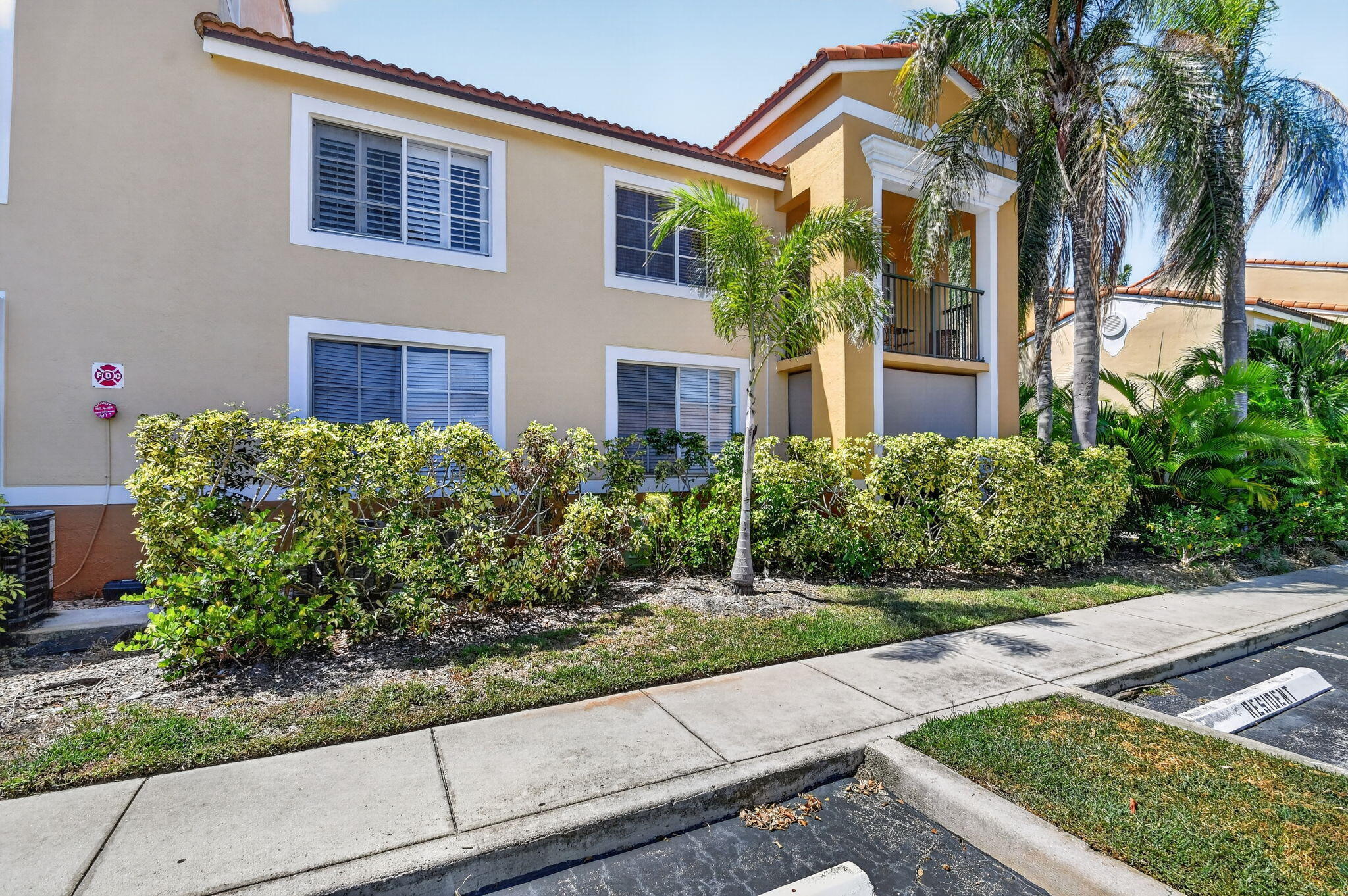 160 YACHT CLUB #211, Hypoluxo FL 33462