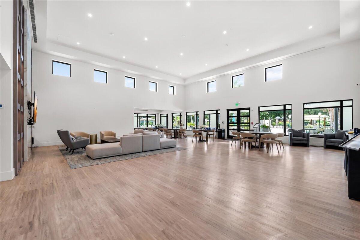 2908 Banyan Blvd, Boca Raton FL 33431