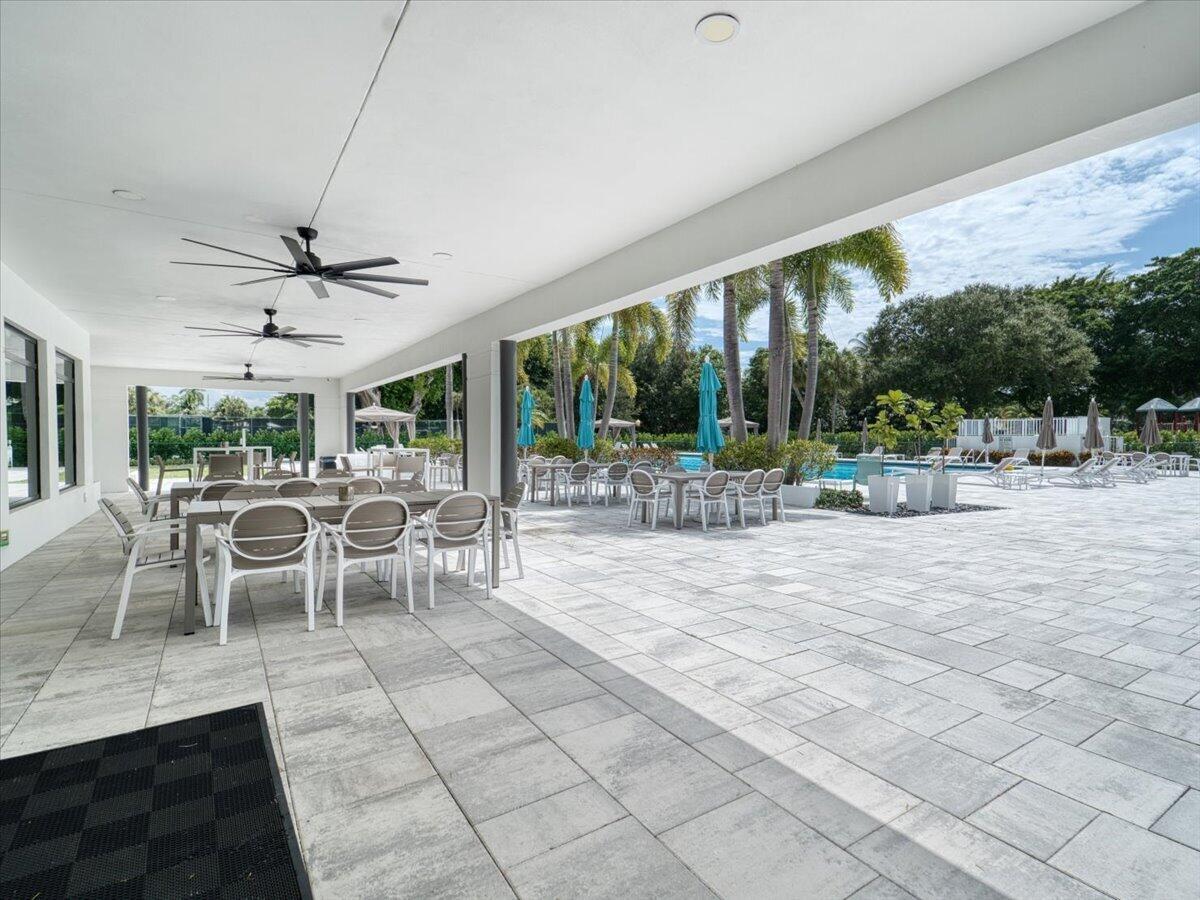 2908 Banyan Blvd, Boca Raton FL 33431