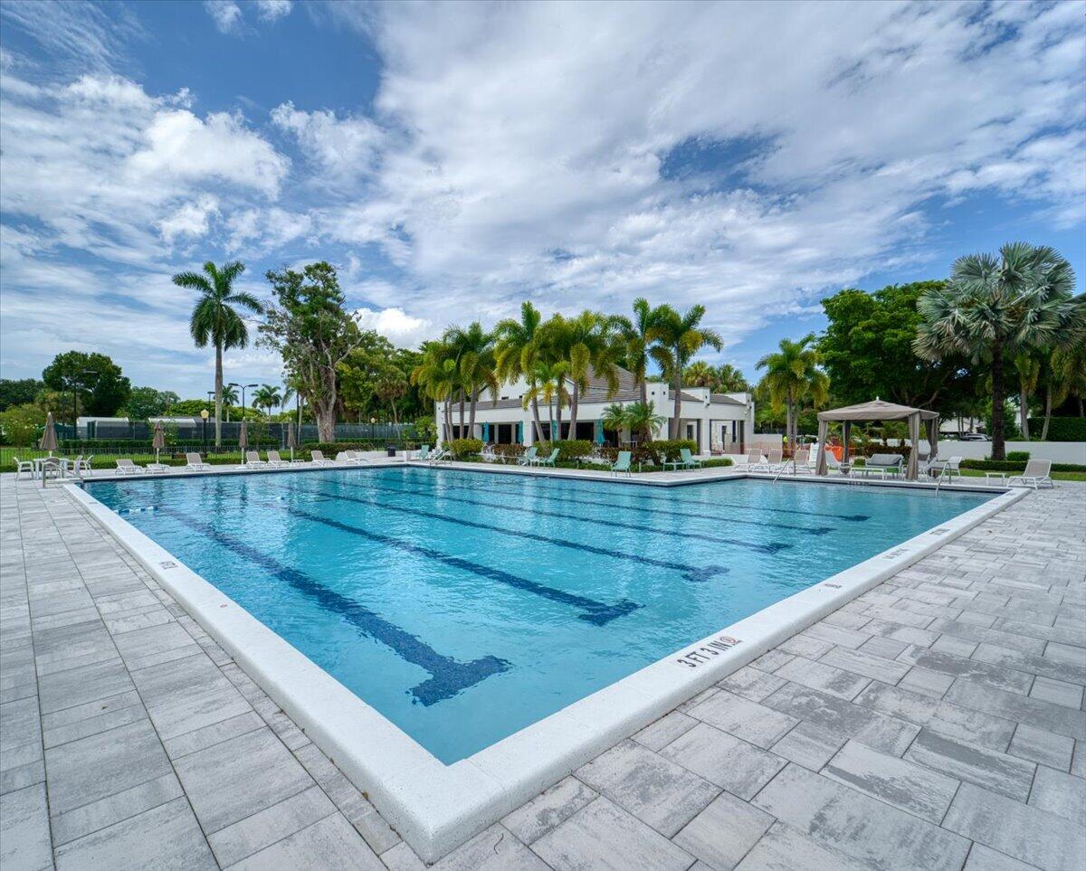 2908 Banyan Blvd, Boca Raton FL 33431