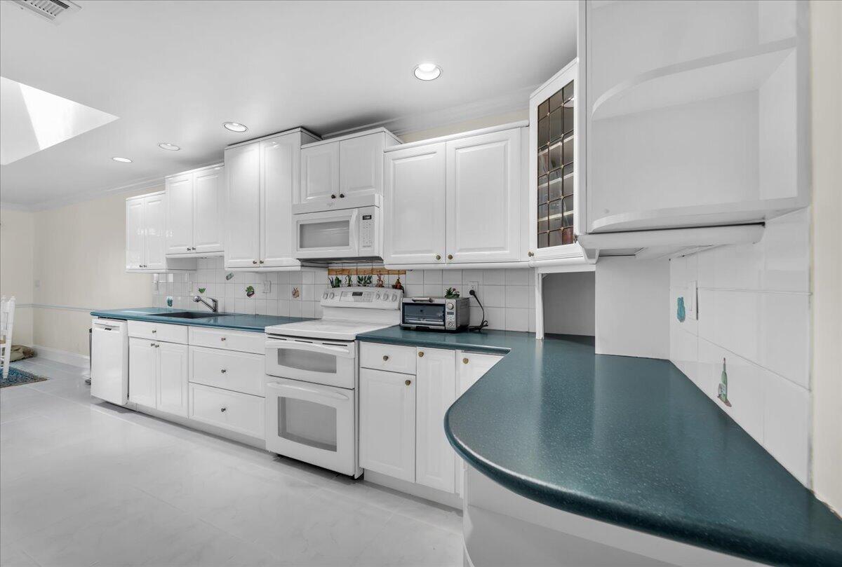 2908 Banyan Blvd, Boca Raton FL 33431