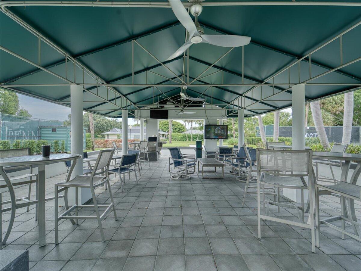 2908 Banyan Blvd, Boca Raton FL 33431