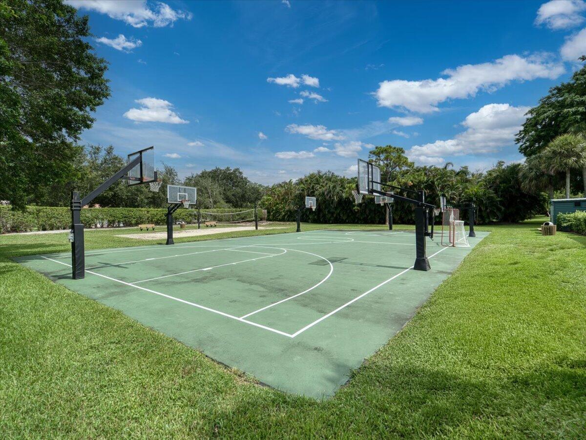 2908 Banyan Blvd, Boca Raton FL 33431