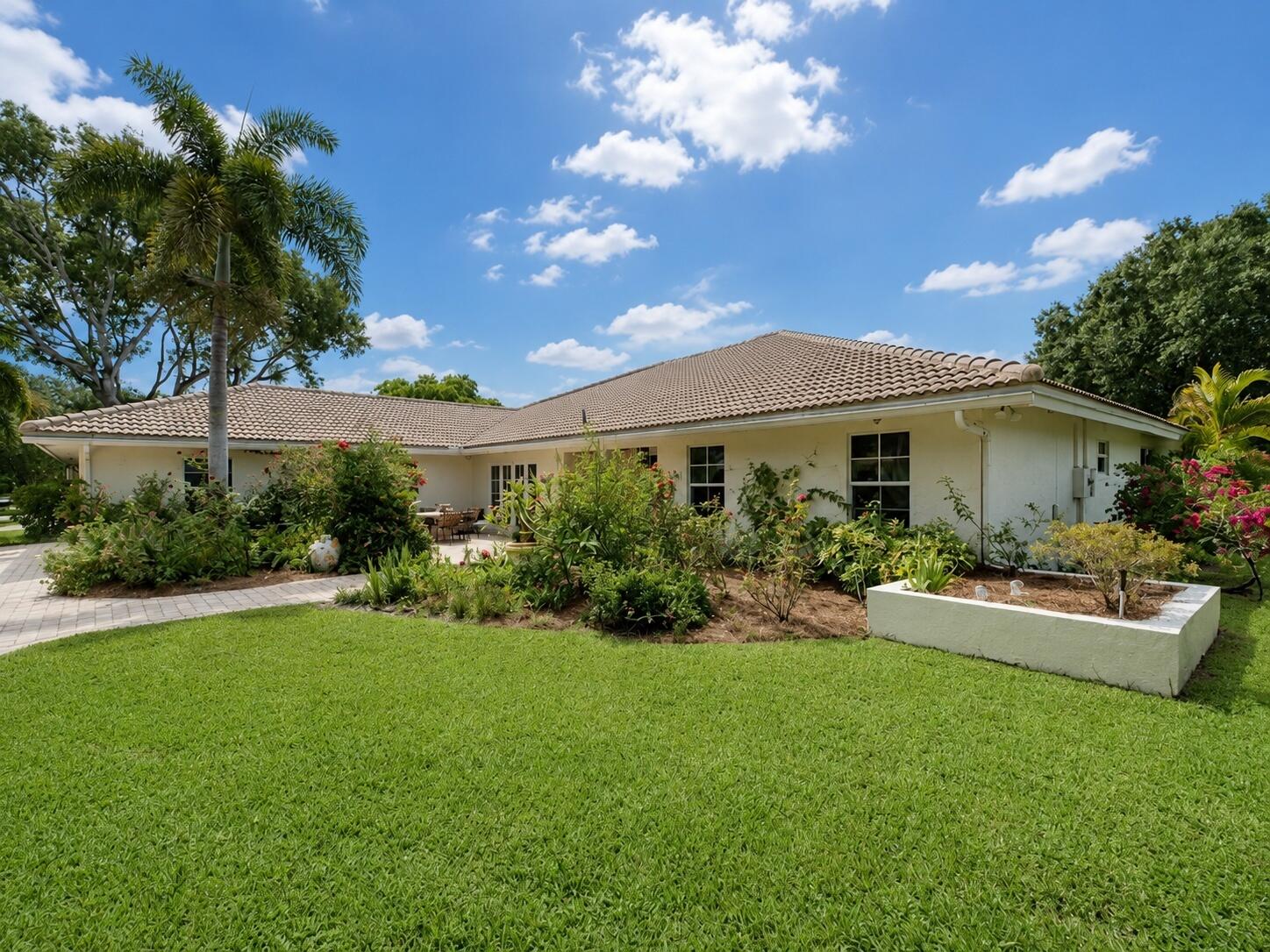 2908 Banyan Blvd, Boca Raton FL 33431