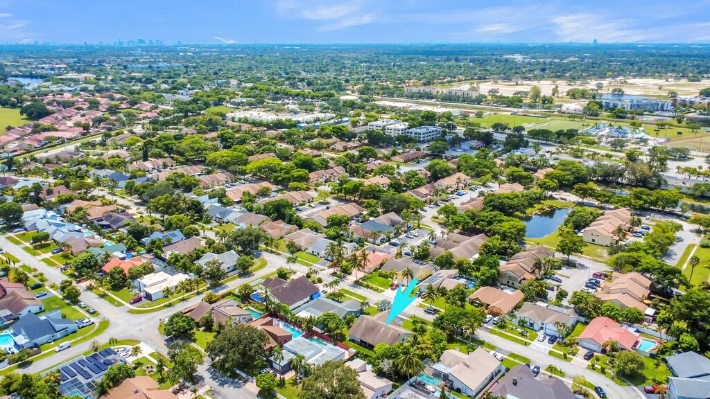 7461 NW 35th, Lauderhill FL 33319