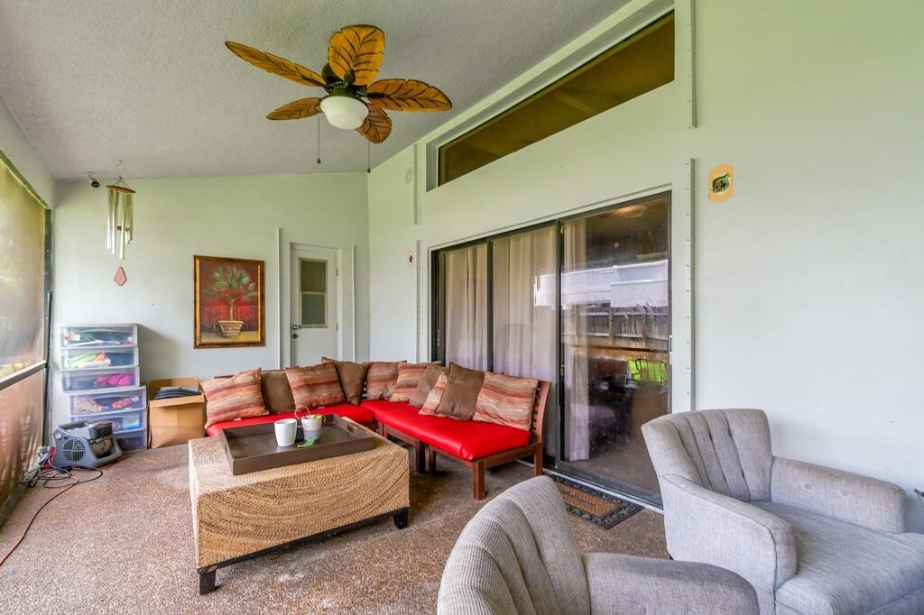 7461 NW 35th, Lauderhill FL 33319