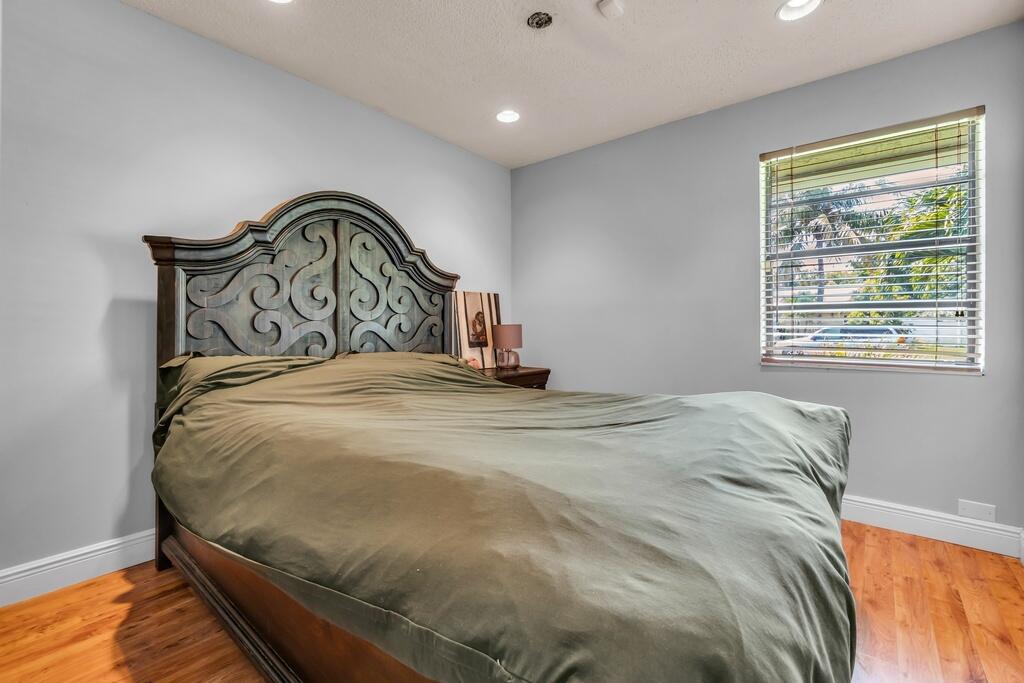 7461 NW 35th, Lauderhill FL 33319