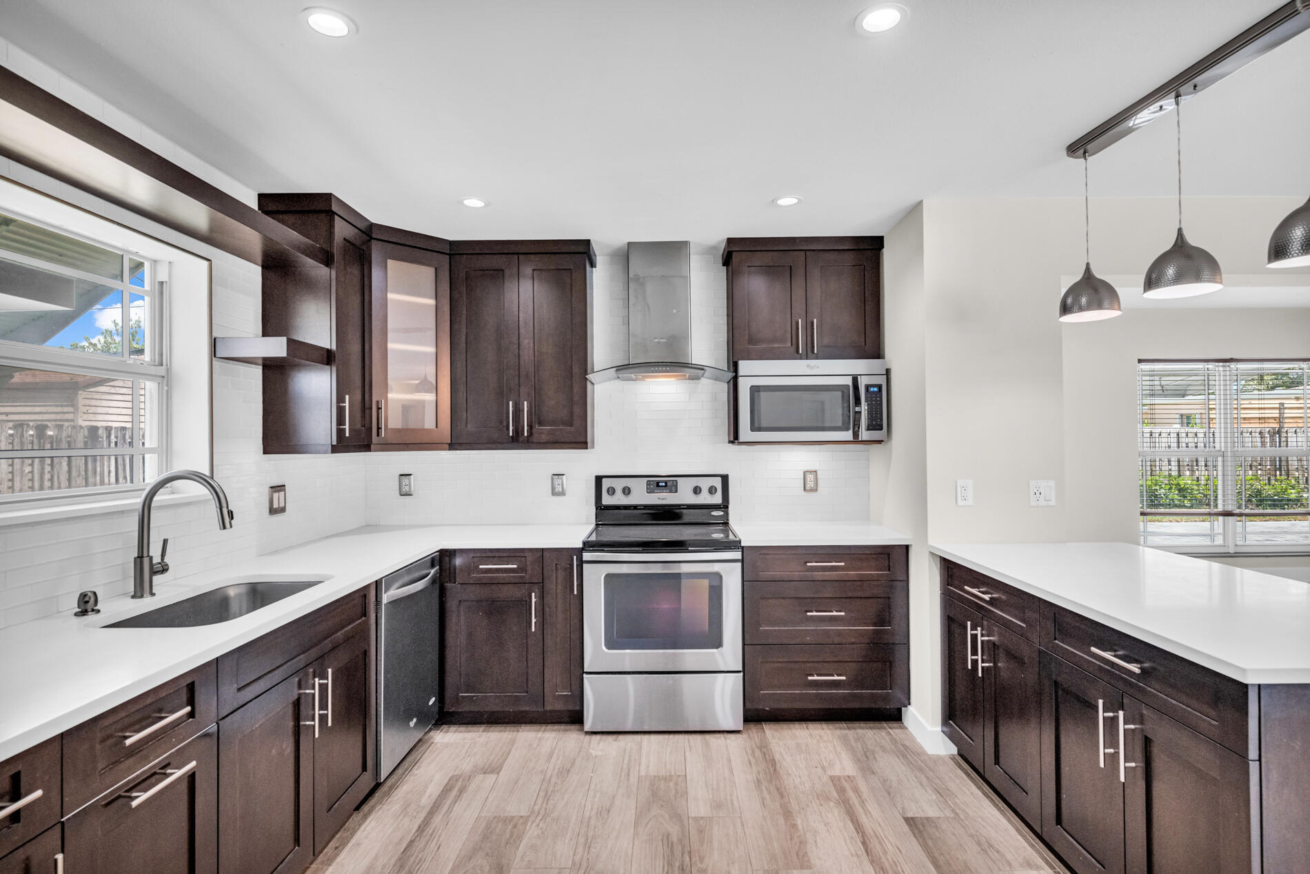 921 SE 15th, Deerfield Beach FL 33441