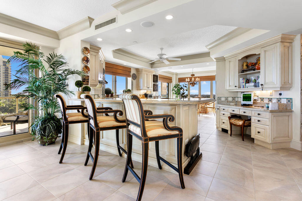 3920 N OCEAN #6A, Singer Island FL 33404