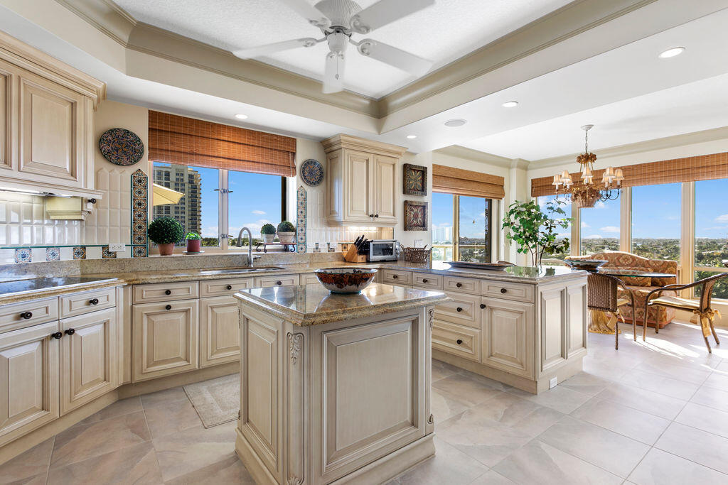 3920 N OCEAN #6A, Singer Island FL 33404