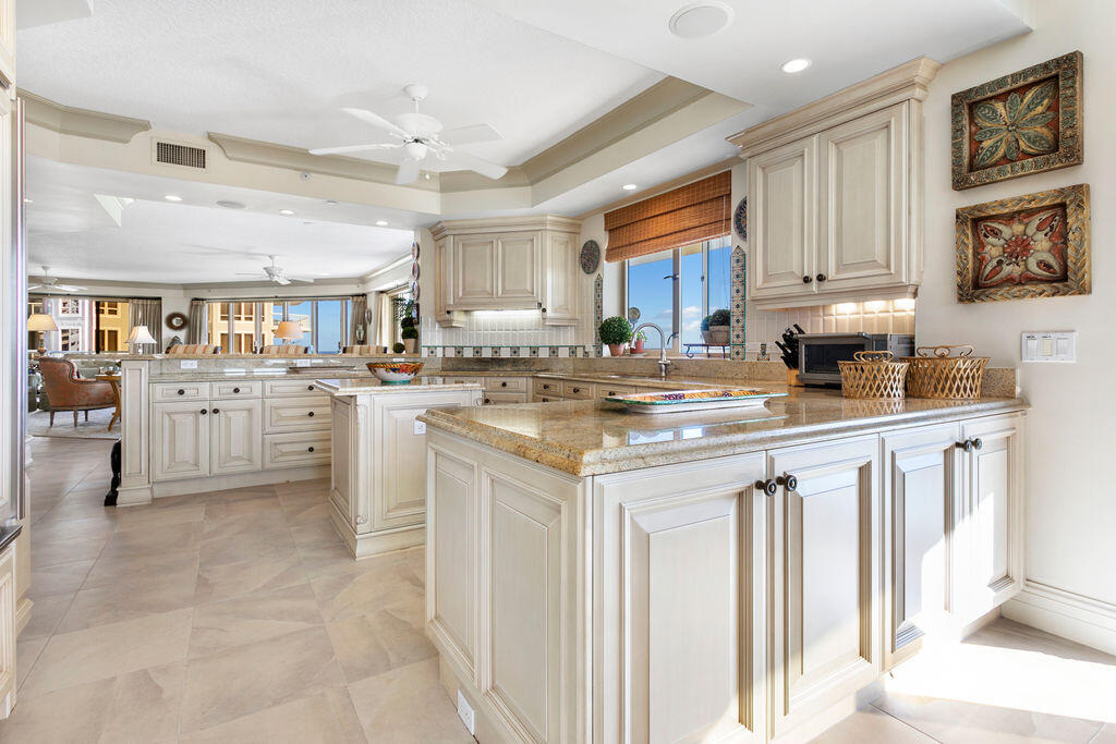 3920 N OCEAN #6A, Singer Island FL 33404