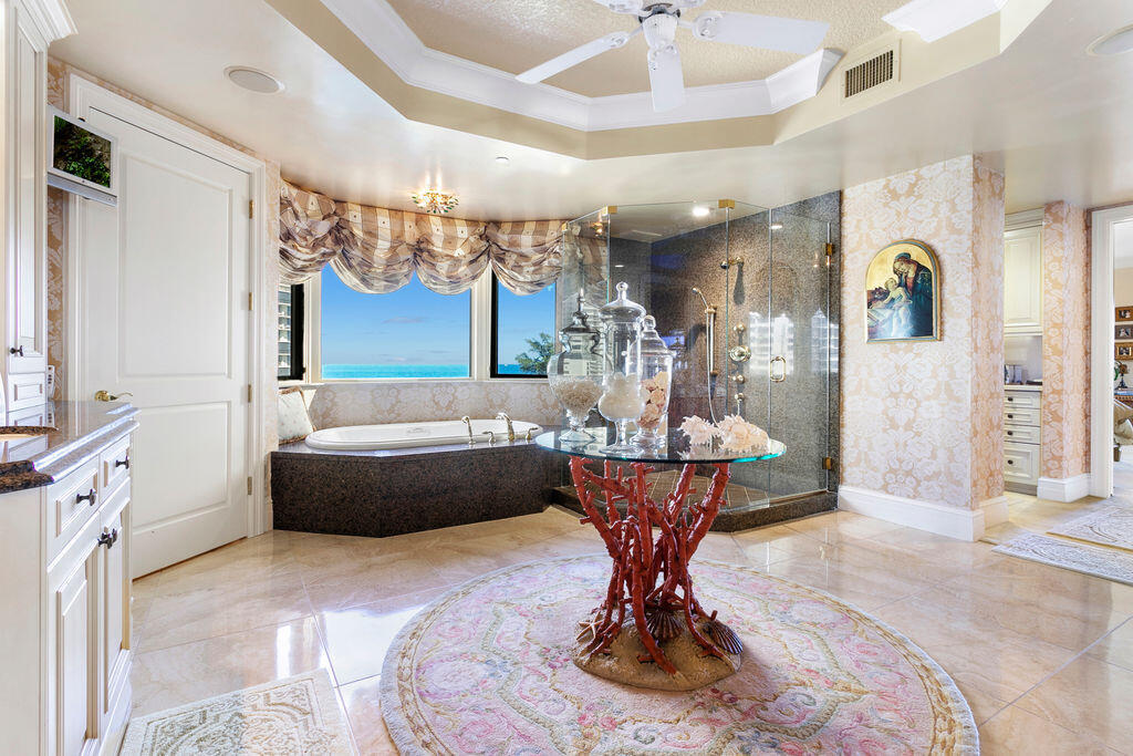 3920 N OCEAN #6A, Singer Island FL 33404