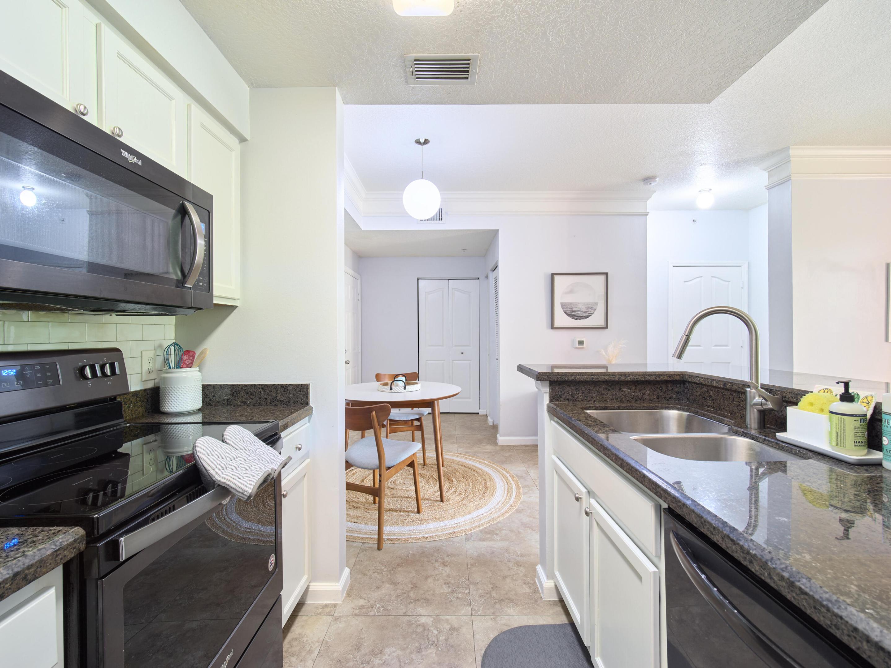 1108 Myrtlewood, Palm Beach Gardens FL 33418