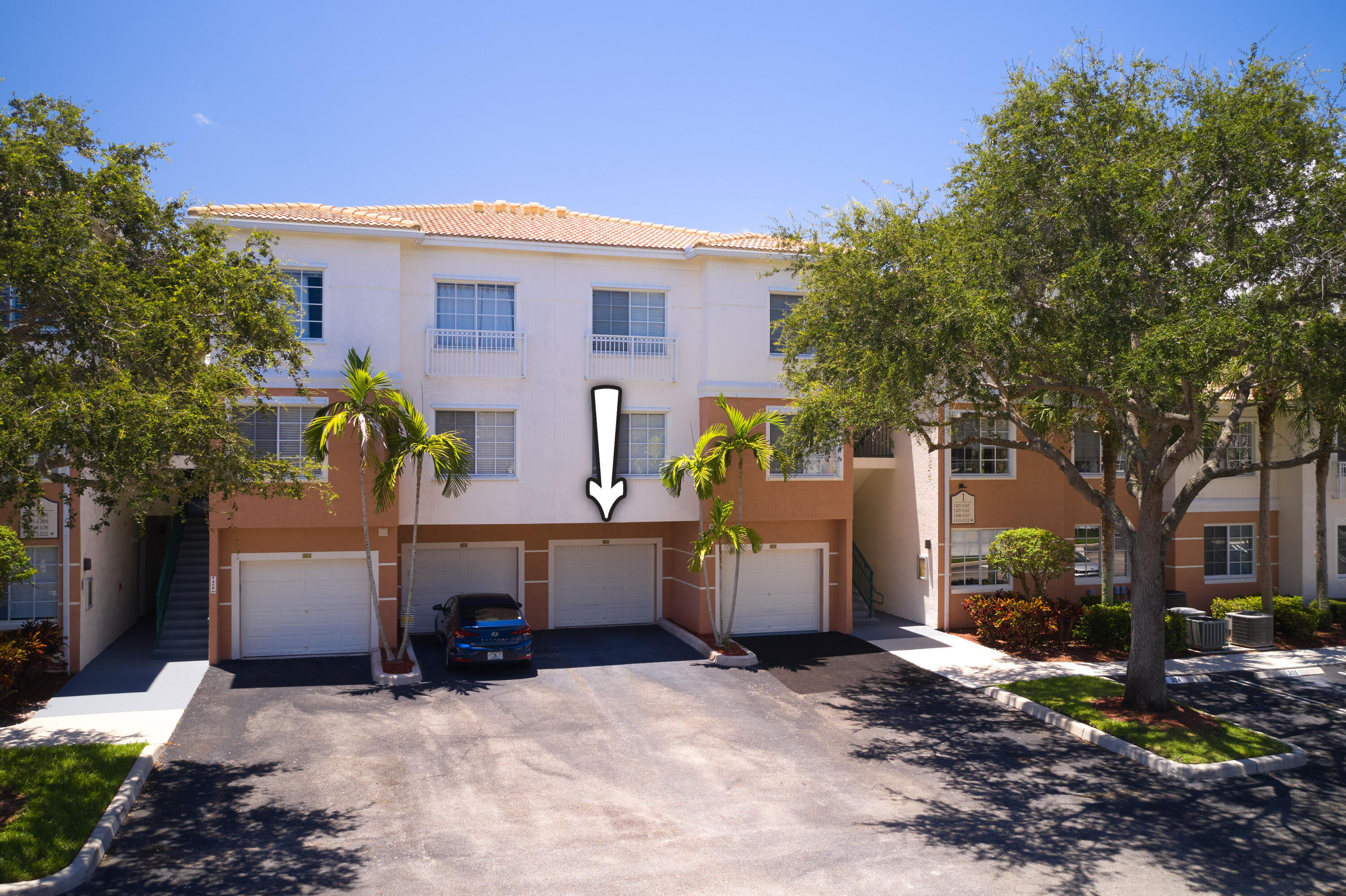 1108 Myrtlewood, Palm Beach Gardens FL 33418