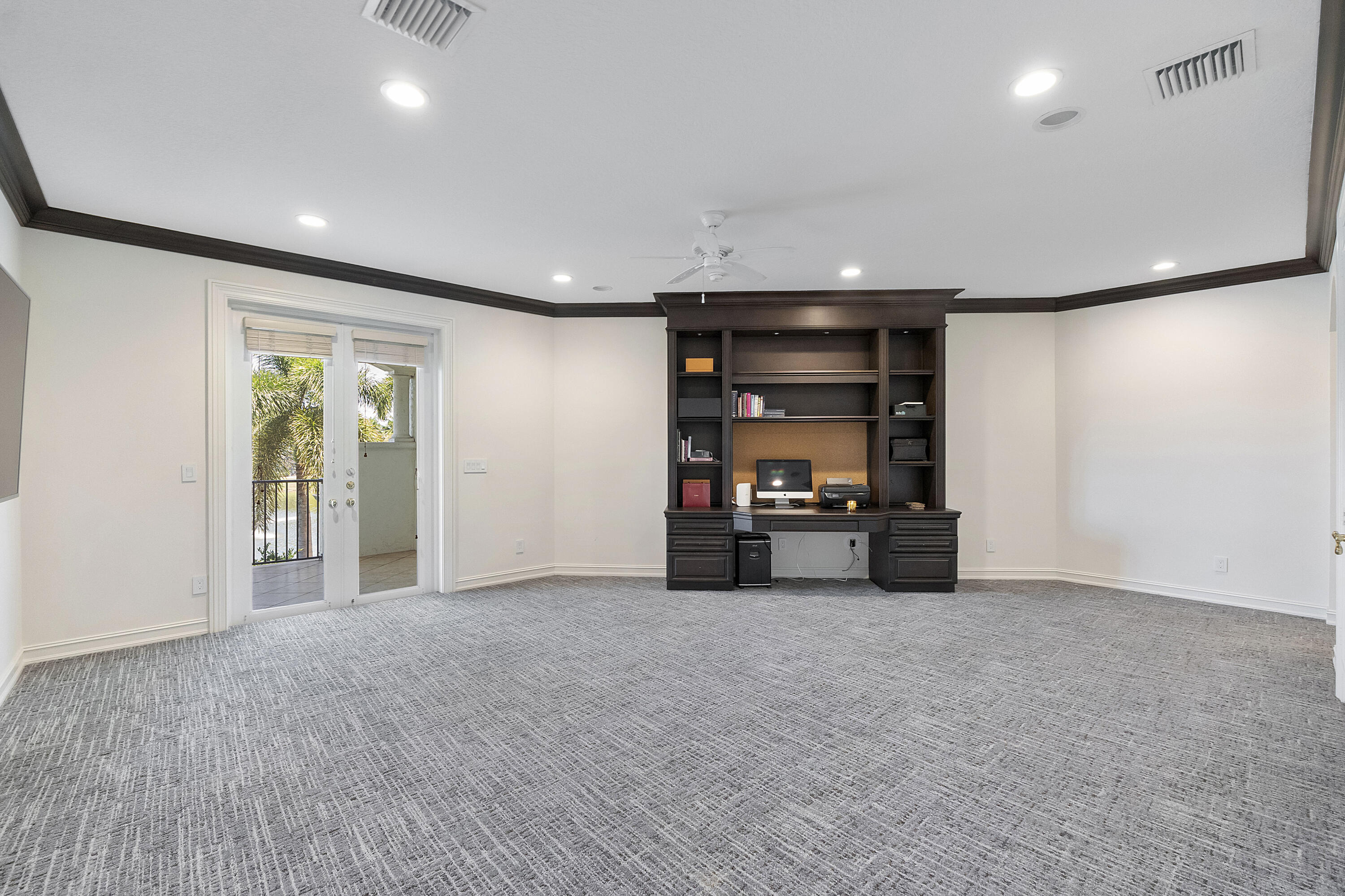 366 SWEET BAY, Plantation FL 33324