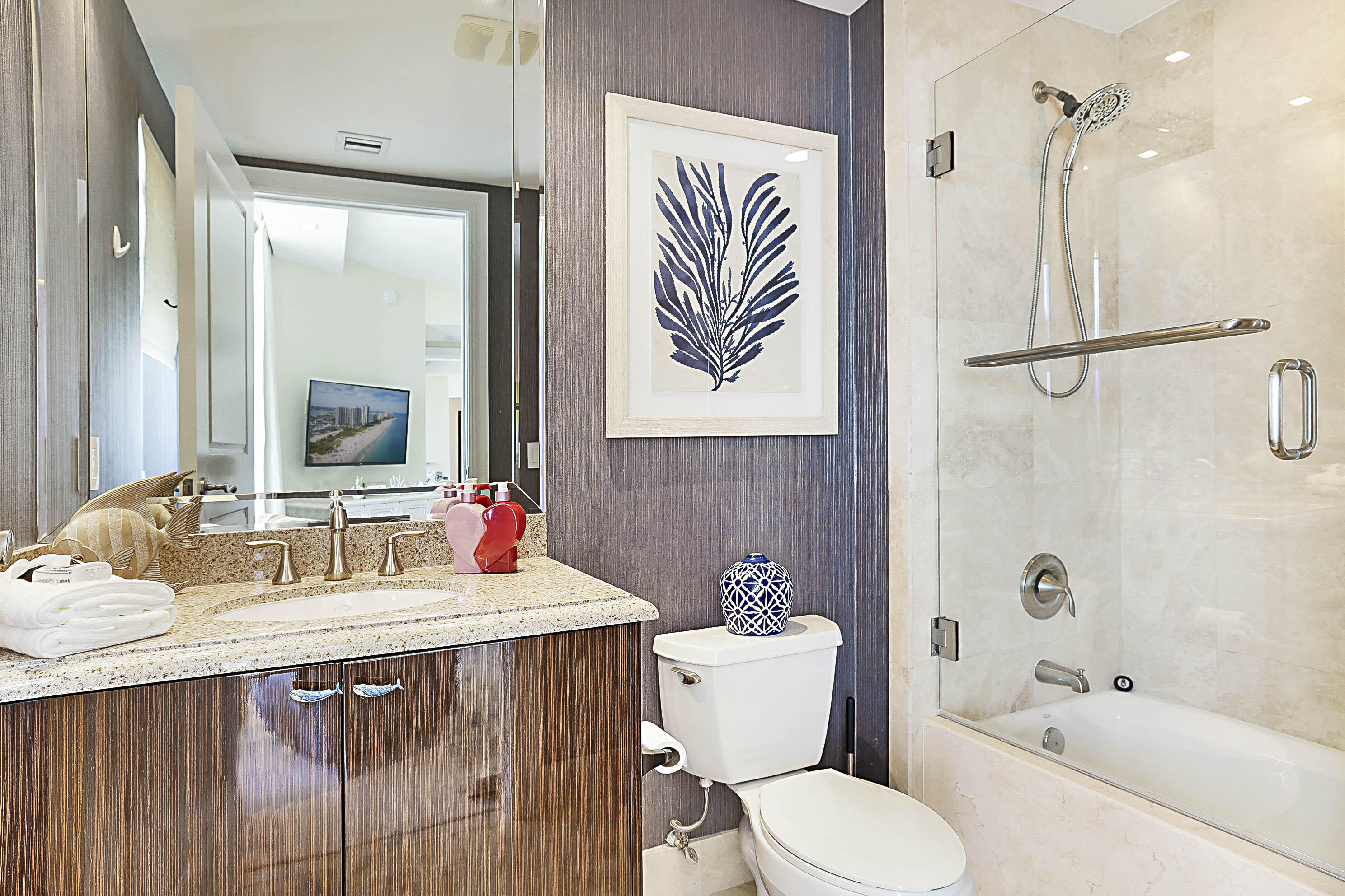 2700 N OCEAN #2206B, Singer Island FL 33404