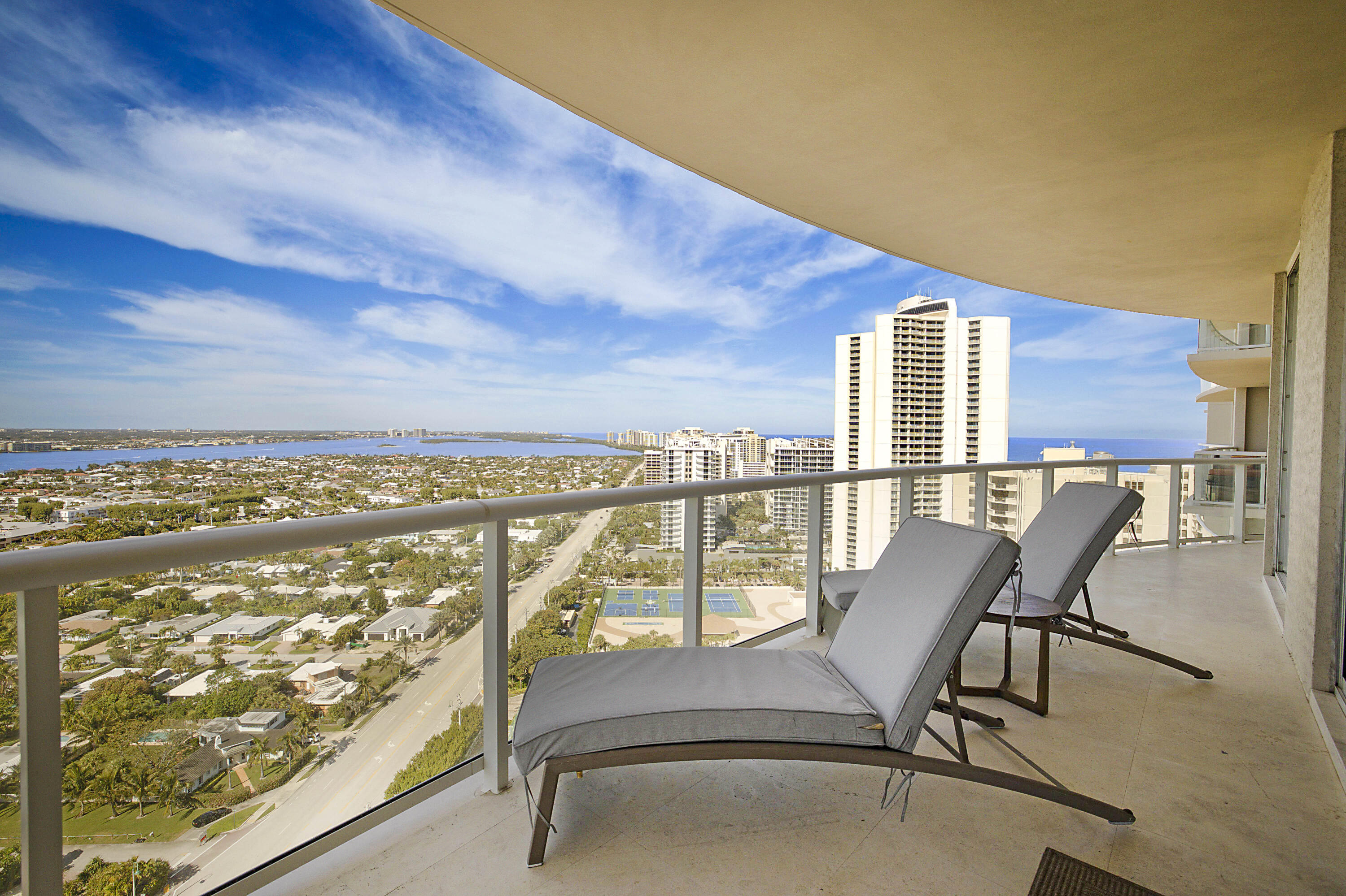 2700 N OCEAN #2206B, Singer Island FL 33404