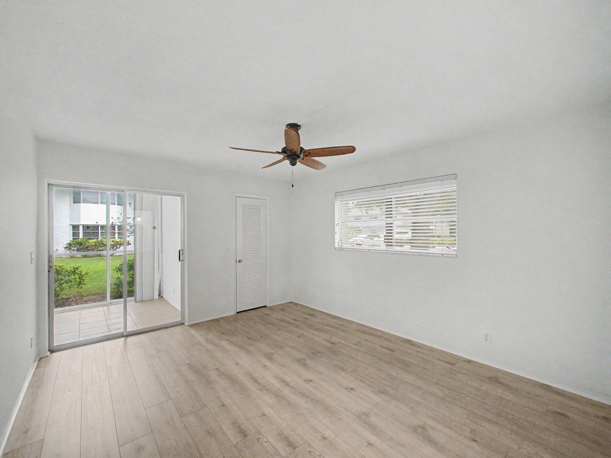 3 Westwood #101E, Tequesta FL 33469