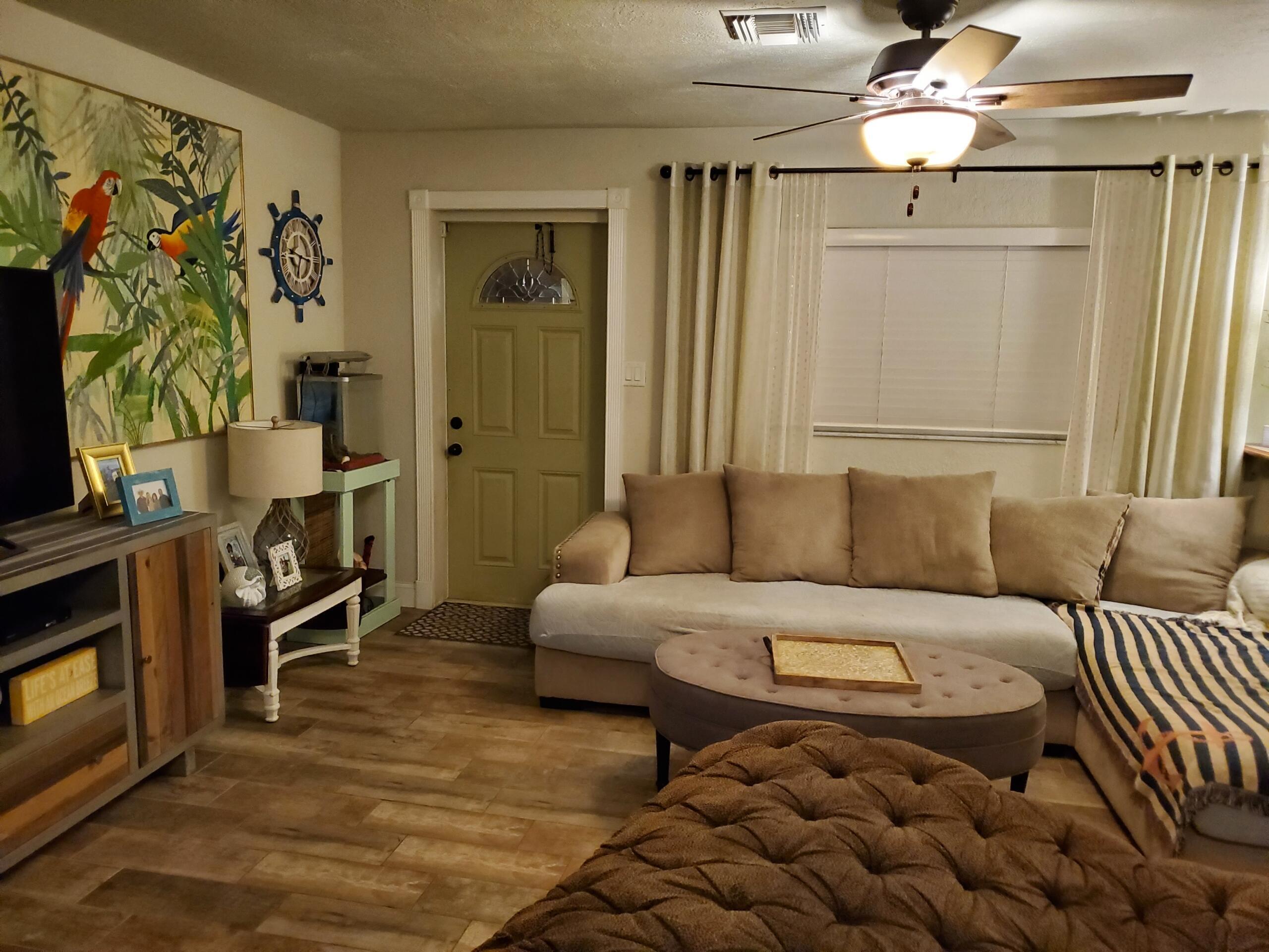 2655 RICHARD, West Palm Beach FL 33403