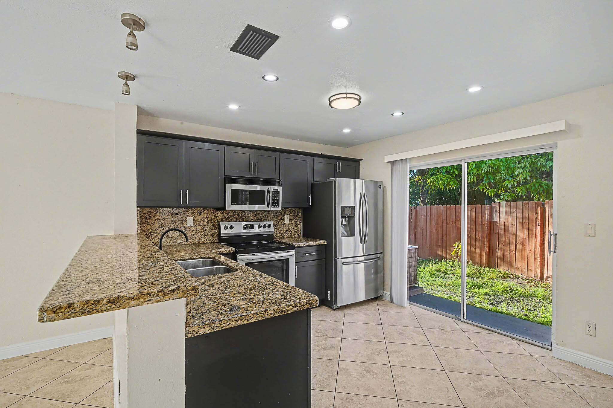 5789 WOODLAND POINT, Tamarac FL 33319