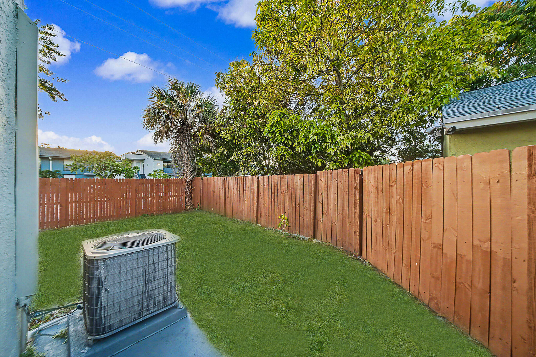 5789 WOODLAND POINT, Tamarac FL 33319