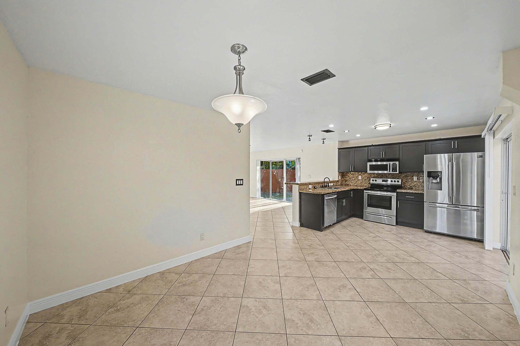 5789 WOODLAND POINT, Tamarac FL 33319