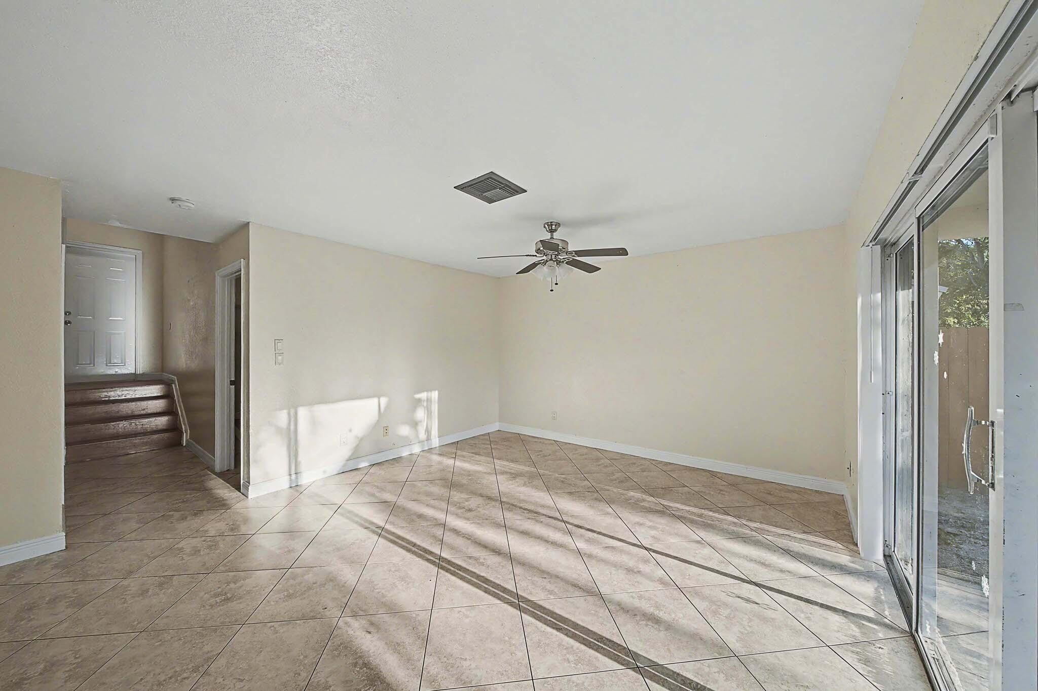 5789 WOODLAND POINT, Tamarac FL 33319