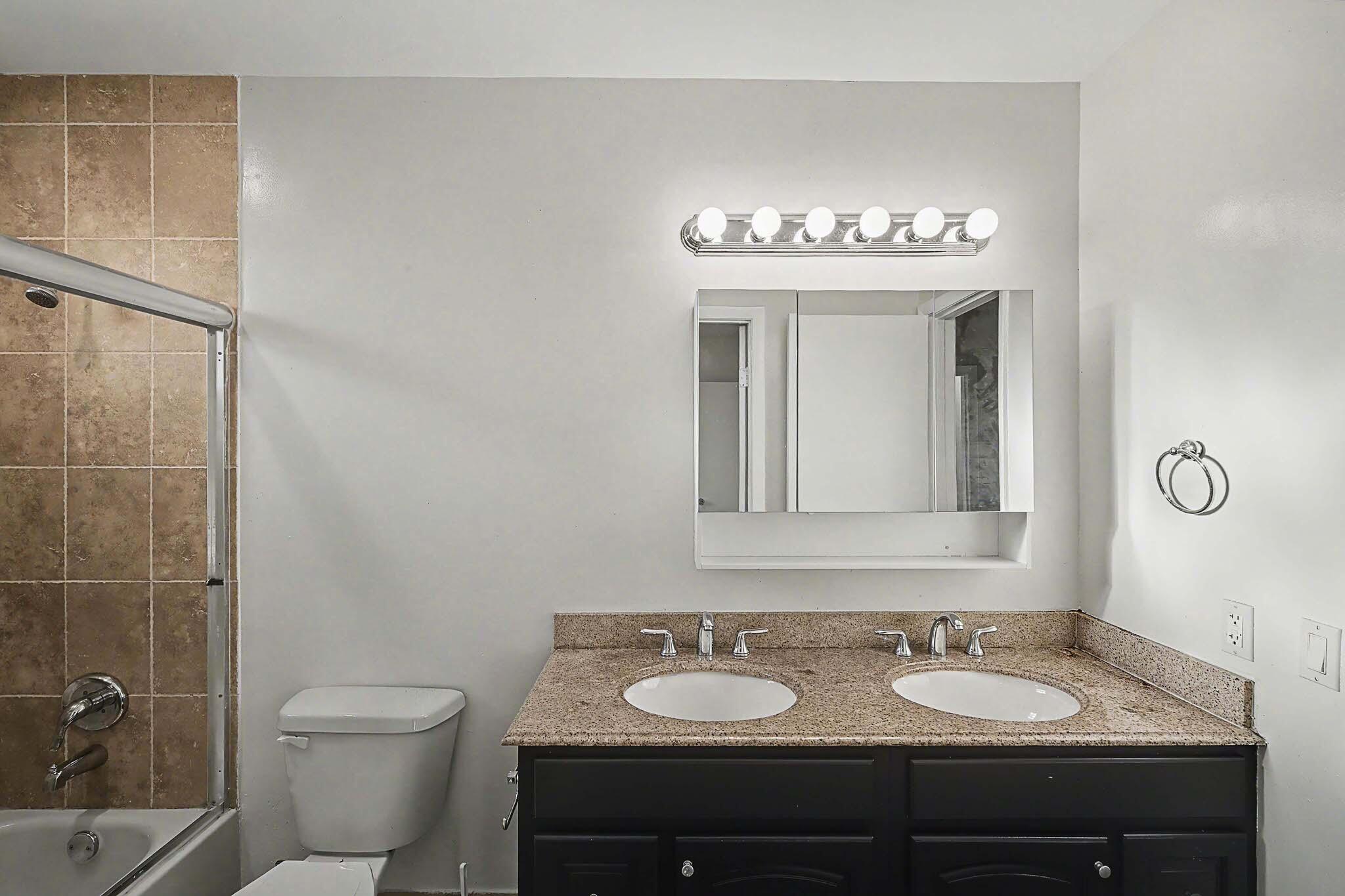 5789 WOODLAND POINT, Tamarac FL 33319