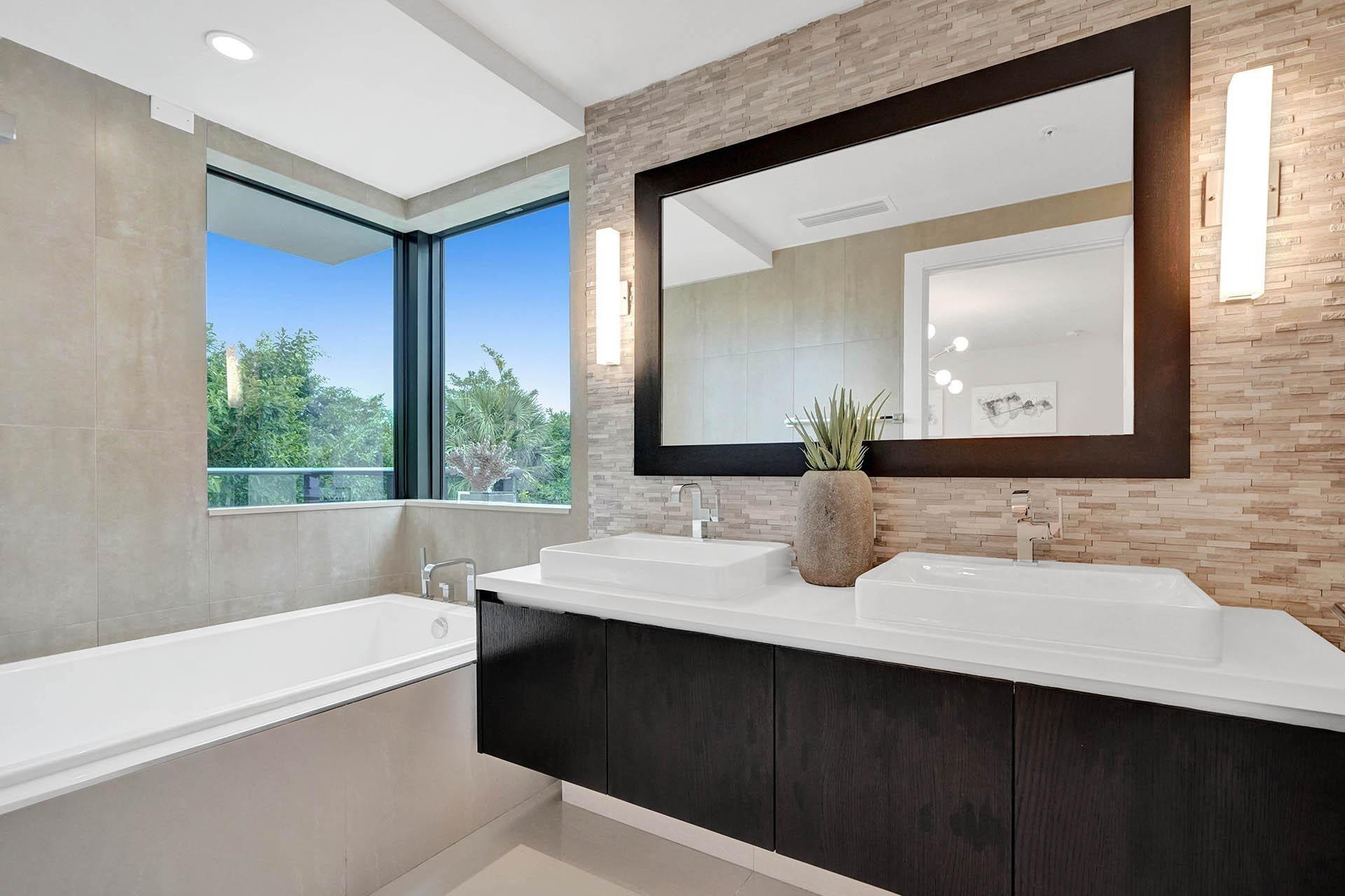 3040 N Ocean #N106, Fort Lauderdale FL 33308