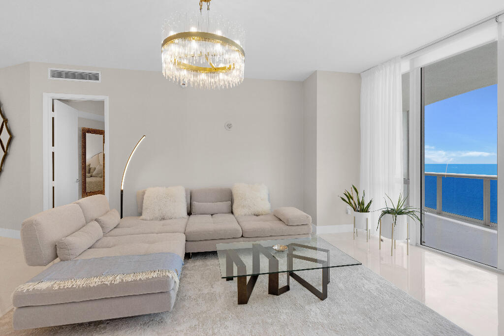 15811 COLLINS #2207, Sunny Isles Beach FL 33160