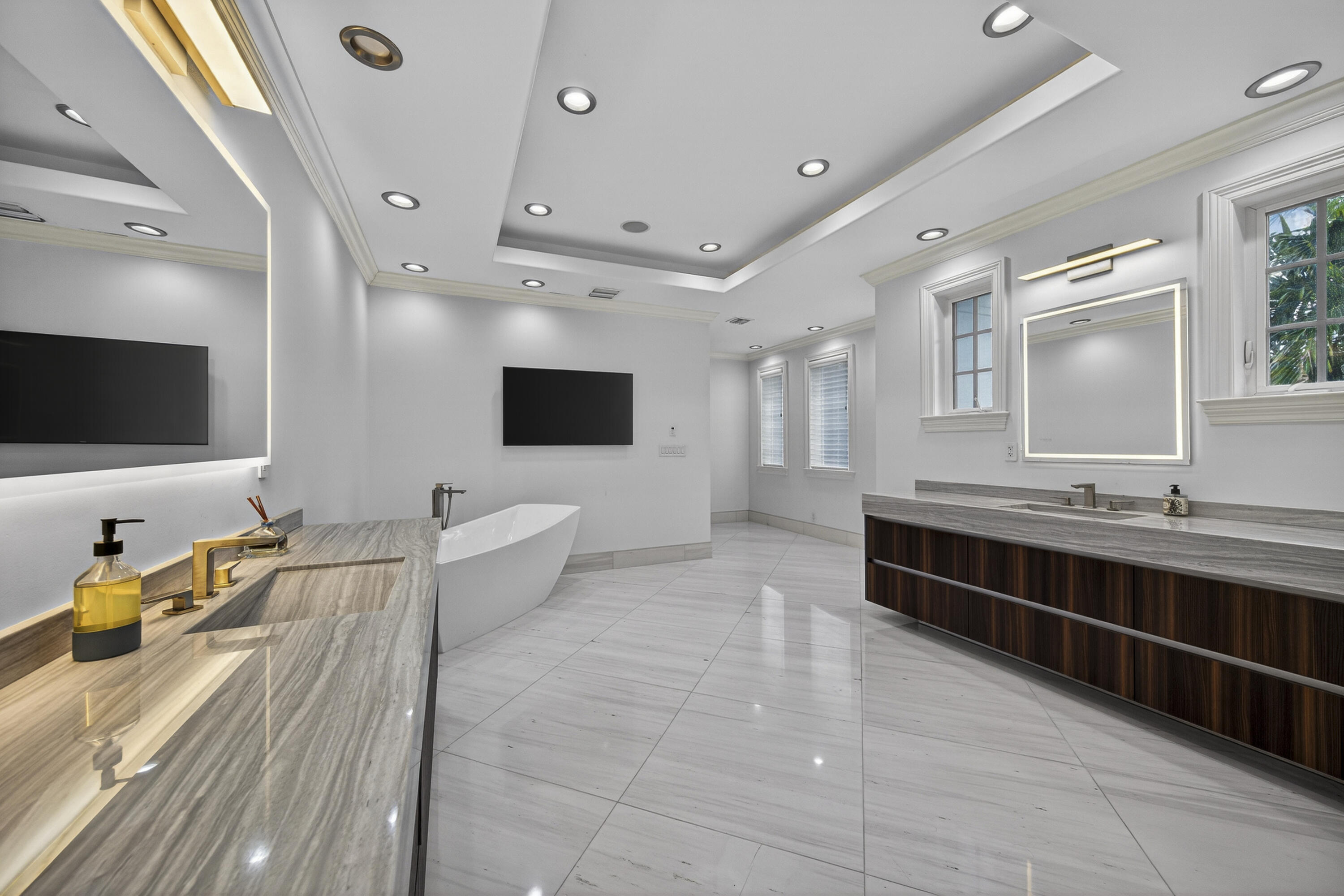 1118 N RIO VISTA, Fort Lauderdale FL 33301