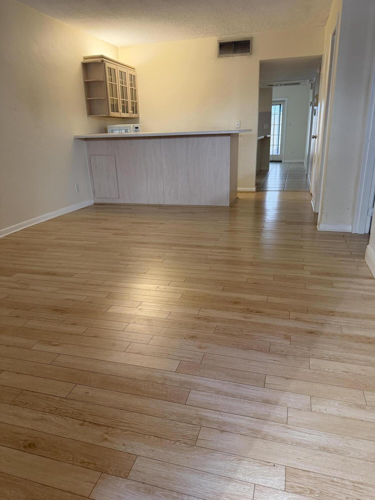 917 NE 16th #1, Fort Lauderdale FL 33304