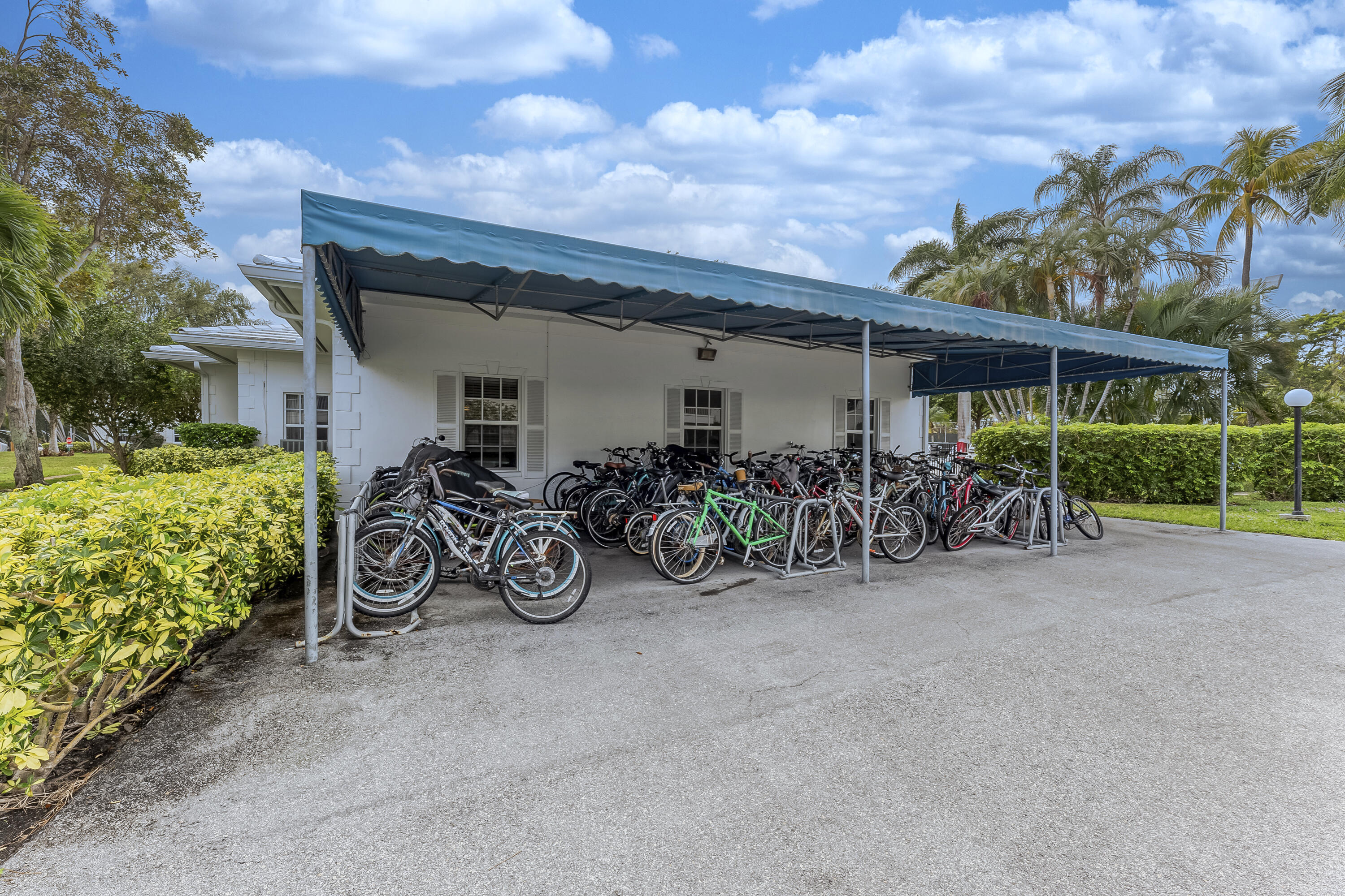 6447 BAY CLUB #1, Fort Lauderdale FL 33308
