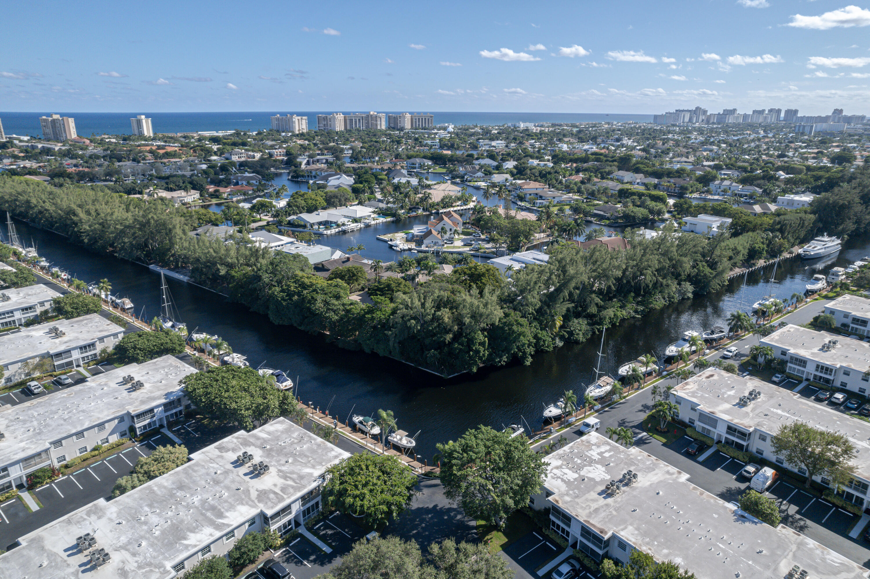 6447 BAY CLUB #1, Fort Lauderdale FL 33308