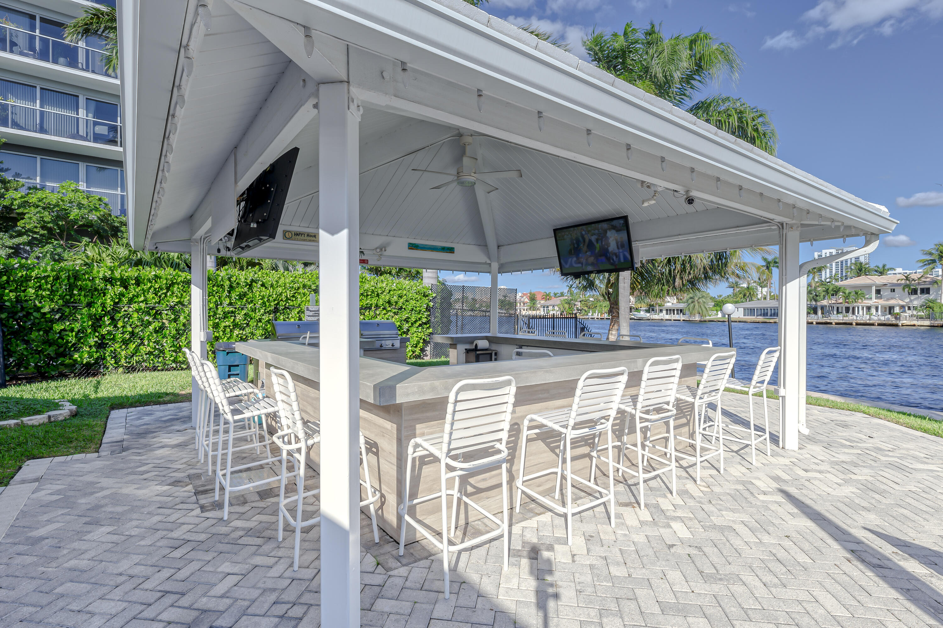 6447 BAY CLUB #1, Fort Lauderdale FL 33308
