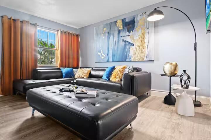 2015 NW 37th #403, Lauderdale Lakes FL 33311