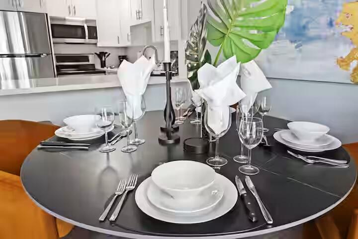 2015 NW 37th #403, Lauderdale Lakes FL 33311