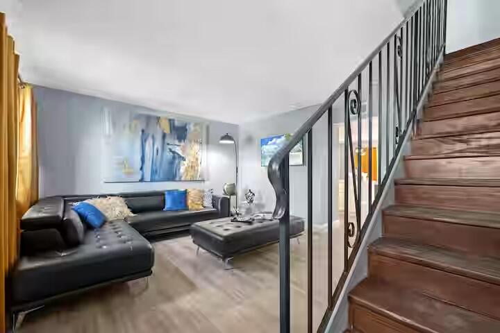2015 NW 37th #403, Lauderdale Lakes FL 33311