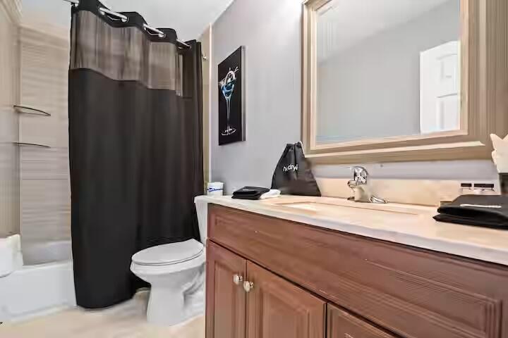 2015 NW 37th #403, Lauderdale Lakes FL 33311