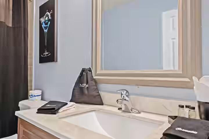 2015 NW 37th #403, Lauderdale Lakes FL 33311