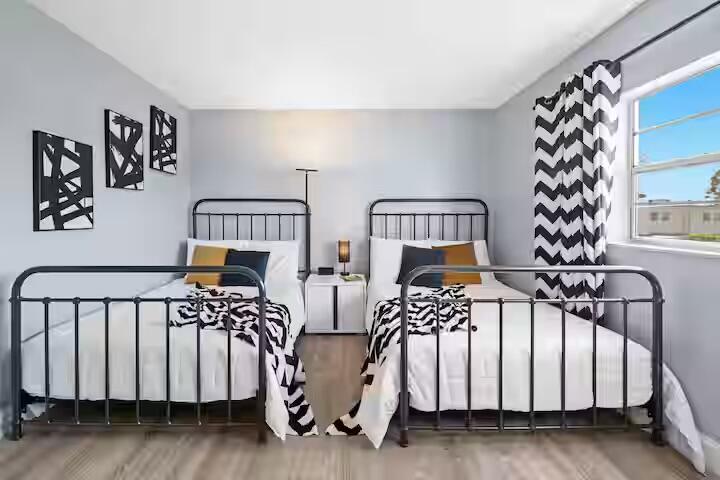 2015 NW 37th #403, Lauderdale Lakes FL 33311